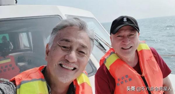 14位香港老牌男神,年輕時個個是大帥哥,40歲後顏值大跌 14位香港老牌男神,年輕時個個是大帥哥,40歲後顏值大跌