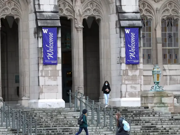 32歲開源IPO百億富翁：13歲做遊戲外掛，只愛寫程式碼