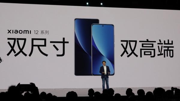 2022年，&OpenCurlyDoubleQuote;直屏&rdquo;為何再次成為了新機的首選