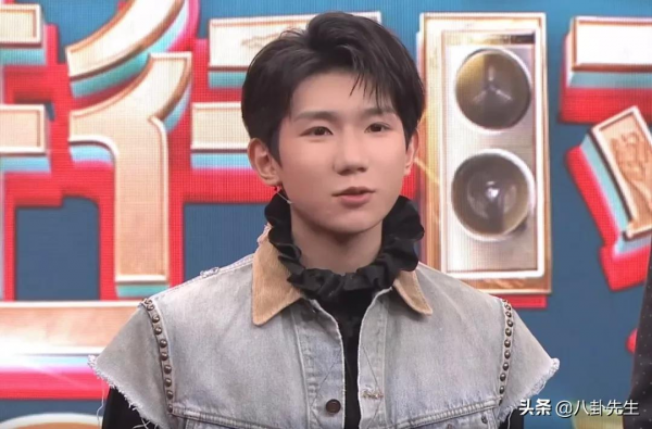 《春晚進行時》李玟臉部浮腫，宋茜妝容厚重，賈乃亮蕭敬騰撞衫