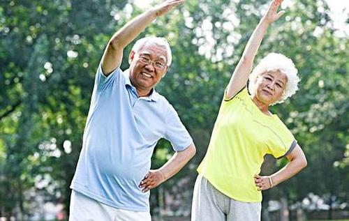 一碗藥粥，輕鬆鎮住耳鳴聲，別看做法簡單，來源宋代醫書記載