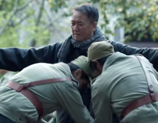 央視又一新劇來襲,李幼斌演技驚豔四座,劇情越看越上癮 央視又一新劇來襲,李幼斌演技驚豔四座,劇情越看越上癮