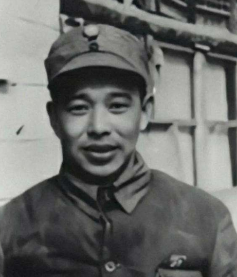 賀龍將部隊交給彭總指揮，廖漢生頂牛，建國後，彭總如何對待他？