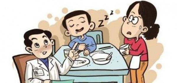 7歲孩子沒人陪玩就打瞌睡，沒想到是病