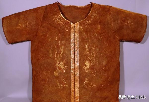 東北一女墓內有1件價值34億的衣服，盜賊經常光顧，卻從來不拿