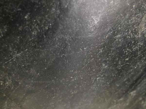 和田玉黑青料價值有多高?巨型黑青籽料原石,重達100斤 和田玉黑青料價值有多高?巨型黑青籽料原石,重達100斤