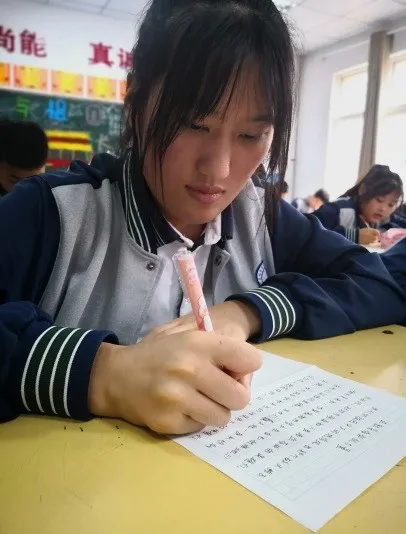 血染長津湖,壯士永不朽——記2020級8班愛國主義教育觀影活動 血染長津湖,壯士永不朽——記2020級8班愛國主義教育觀影活動