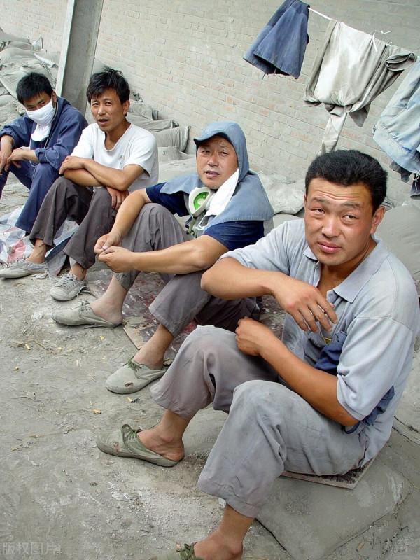 “前半生拿命換錢,後半生拿錢買命”這四類工作,不得已沒人去做 “前半生拿命換錢,後半生拿錢買命”這四類工作,不得已沒人去做