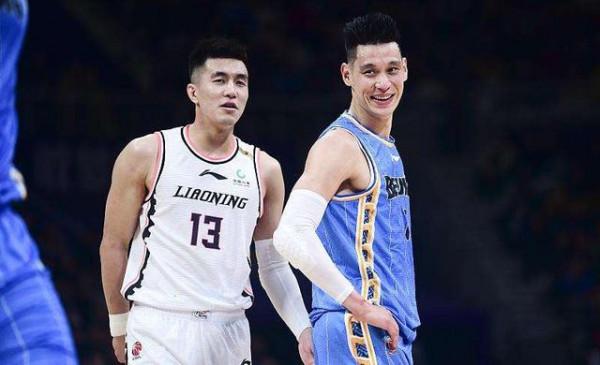 一票難求！遼寧男籃揭幕戰太火爆，郭艾倫PK林書豪，東北籃球盛宴