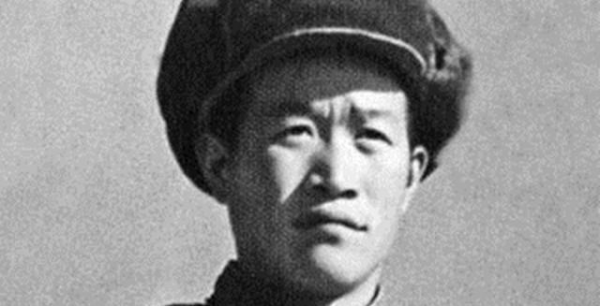 此人當了11年副連長,毛主席看京劇問起他,結果副連長晉升副師長 此人當了11年副連長,毛主席看京劇問起他,結果副連長晉升副師長