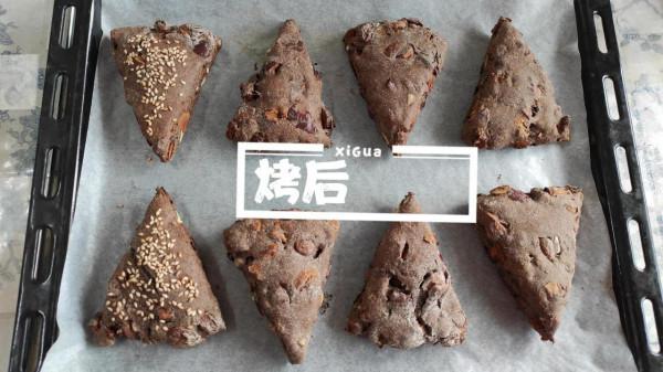 嘴饞又怕胖，人懶還想健康？快來做這個連小白都零失敗的黑麥司康