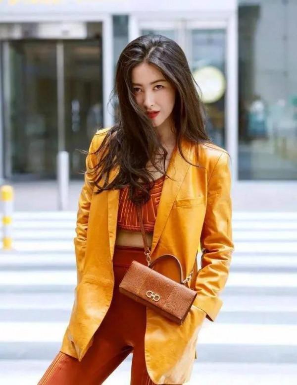 連續8年入選全球最美百張面孔美女朱珠寫真 連續8年入選全球最美百張面孔美女朱珠寫真