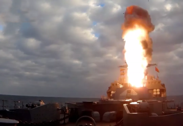 俄最強反潛艦演兵日本海，首次試射新型導彈，打擊火力大幅升級