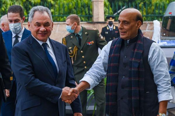 俄印雙方在新德里會談 印方稱簽署多項輕武器和軍事合作協議