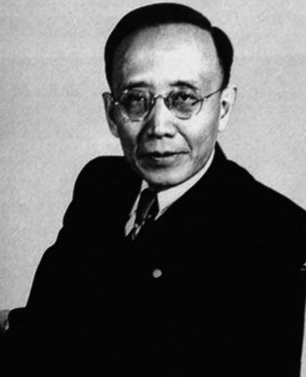 蔣介石讓陳布雷也寫《沁園春·雪》，想把毛澤東壓下去，結局如何