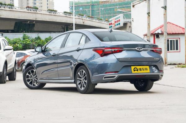 體驗奇瑞艾瑞澤GX，緊湊型轎車，搭載1.5L發動機