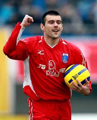 耶利奇：第一個把聯賽進球數提到20+的球員