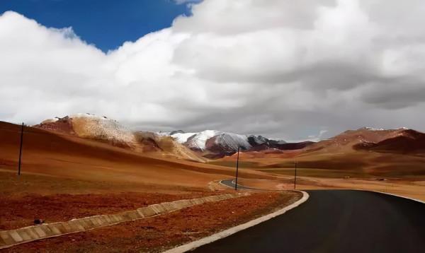 吐血整理！這10條精華自駕線路！每條線路沿途風景都無比驚豔