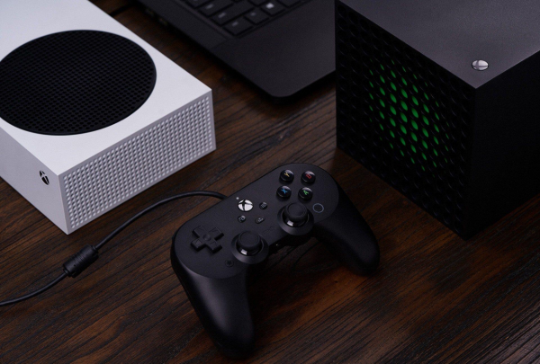 Xbox遊戲愛好者福音：八位堂Pro 2 有線手柄來啦