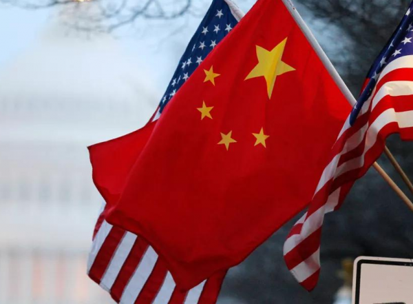 溫鐵軍：中國崛起不易，不斷被美國“吸血”，像頭牛被扒了兩張皮