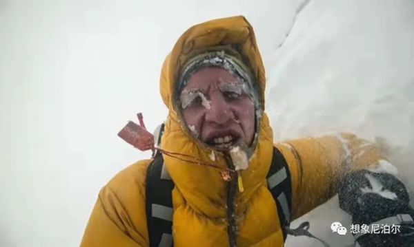 為什麼冬季攀登珠穆朗瑪峰和K2更加困難？