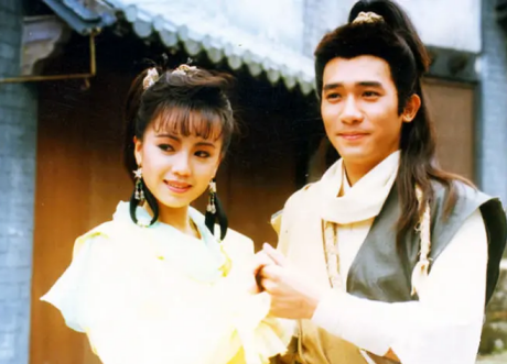 你喜歡《俠客行》哪個版本的女主？