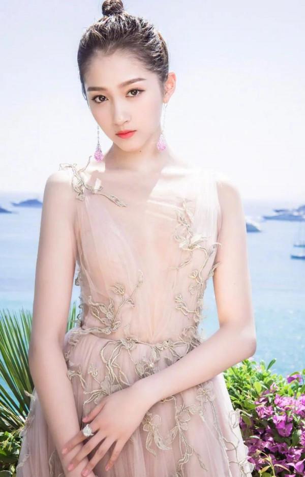 鄰家關曉彤 鄰家關曉彤