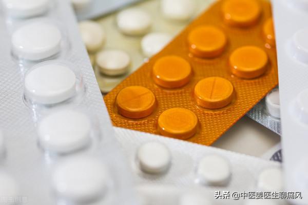 吃苯溴馬隆降尿酸小心降出腎結石!如何避免苯溴馬隆造成腎損傷? 吃苯溴馬隆降尿酸小心降出腎結石!如何避免苯溴馬隆造成腎損傷?