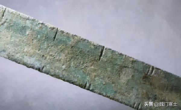 一把新出土的漢尺,告訴你身長九尺的武聖關羽,放到如今究竟多高 一把新出土的漢尺,告訴你身長九尺的武聖關羽,放到如今究竟多高