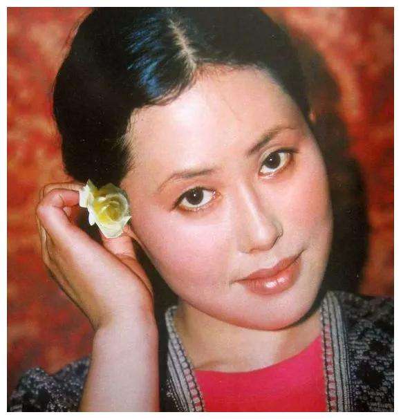 《大宅門》開播20年，8位演員已經離世，另外幾位主創近況如何？