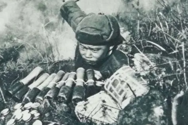 十八歲小戰士，上趟廁所竟失聯部隊？直面美軍推進結局如何？