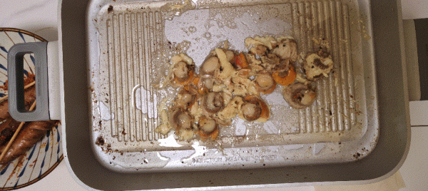 顏值和實力並重，你的廚房需要這樣的BBQ料理機