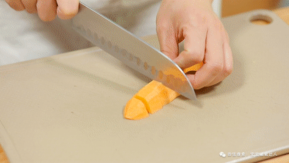 幫娃告別便秘，我只用了3樣食材！鬆軟香甜，2塊錢就做一大盤