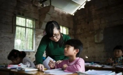 點贊！這位為原民辦教師辦實事、辦好事的人，辛苦了