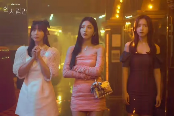 《只一人》:小熊安恩真、Joy、金景南開啟“機智的救濟院生活” 《只一人》:小熊安恩真、Joy、金景南開啟“機智的救濟院生活”