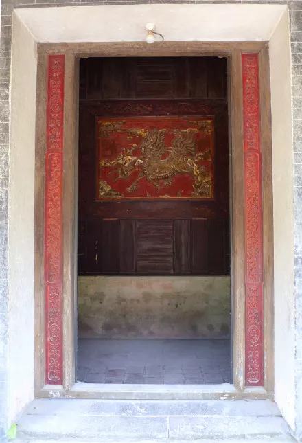 雷州有座千年古祠，全國罕見的五代石人石狗