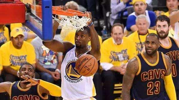 離開勇士五年,季後賽0分0板0助!如今砍35分,你終於證明了自己 離開勇士五年,季後賽0分0板0助!如今砍35分,你終於證明了自己