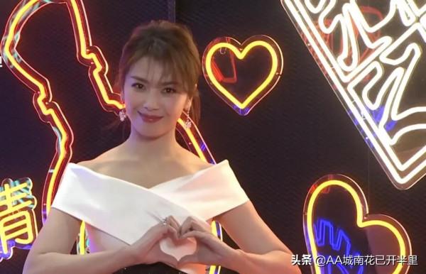 安徽衛視國劇盛典，女明星同臺鬥豔，你被誰驚豔了？