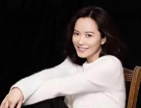 這五位女星，不溫不火，不圖名利，清白乾淨，堪稱娛樂圈“清流”