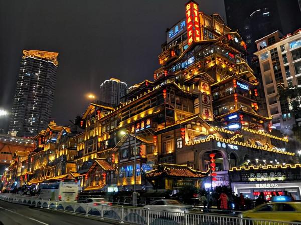 國慶返程堵在高速上,讓我看清了自己的缺點,看風景的心態很重要 國慶返程堵在高速上,讓我看清了自己的缺點,看風景的心態很重要