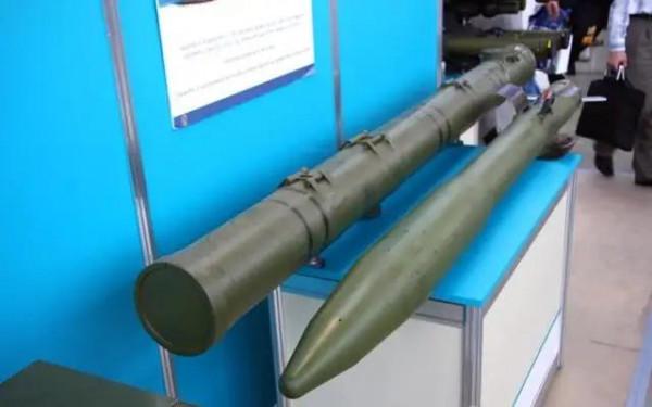 俄羅斯為什麼到現在也沒有大批次的裝備最新型的T14主戰坦克呢？