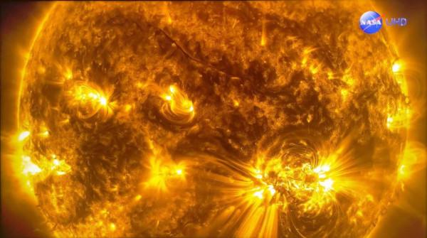 雷鳥電視R645C初體驗