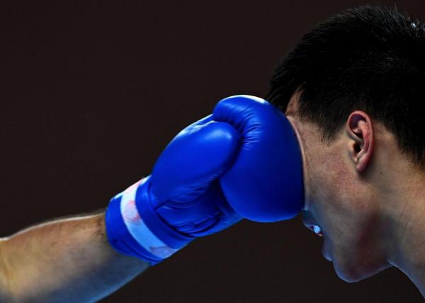 拳擊——男子91公斤以上級:艾合麥提·麥麥提奪冠 拳擊——男子91公斤以上級:艾合麥提·麥麥提奪冠