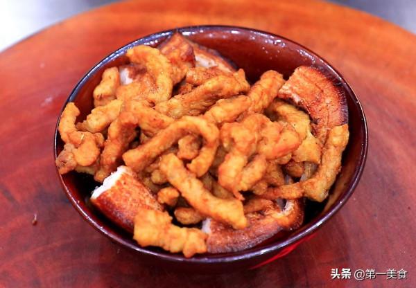 小酥肉升級版“蒸醬肉”做法,紅潤軟糯,醬香十足,好吃到舔盤子 小酥肉升級版“蒸醬肉”做法,紅潤軟糯,醬香十足,好吃到舔盤子