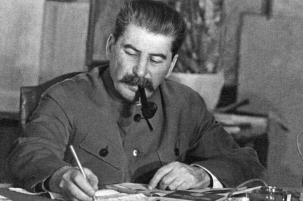 抗美援朝前期，為何美軍誤認為最高指揮員是林彪？