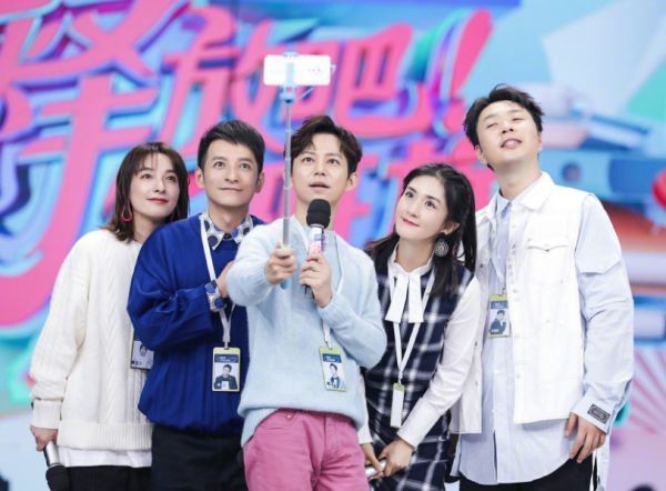 曾經的吳昕你愛搭不理，如今的她你高攀不起，果然是藏得太深