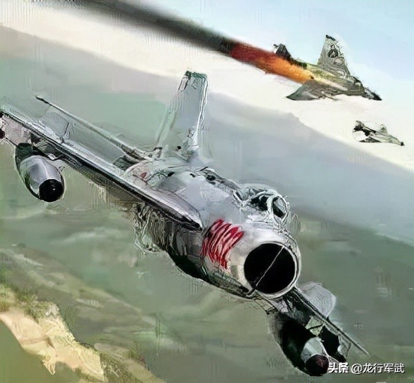 美國空軍部長要嚇倒中國？回顧中美空戰4個瞬間，到底誰恐懼？