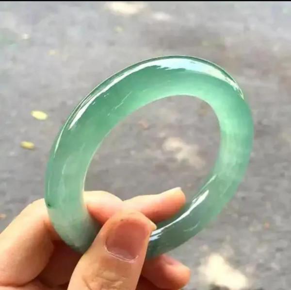 莫西沙全脫砂料,壓燈整個都爆了,起貨效果太漂亮 莫西沙全脫砂料,壓燈整個都爆了,起貨效果太漂亮