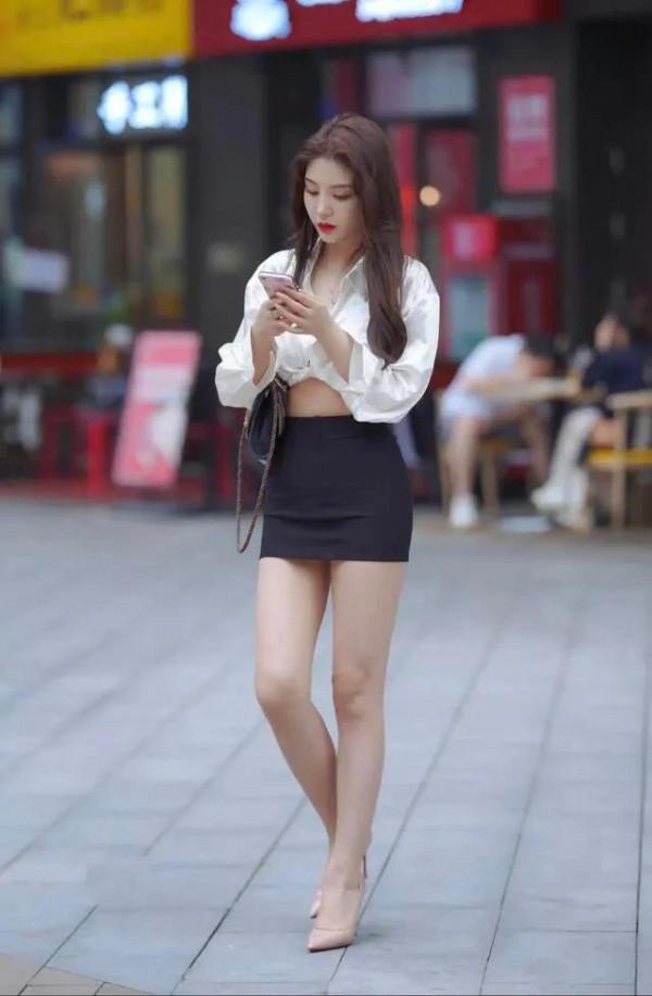 此腿只因天上有