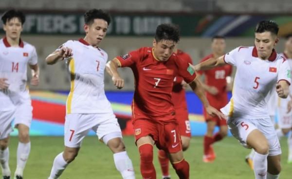 3連敗墊底!越媒不服氣:2-3中國難以接受,VAR干預比賽走勢 3連敗墊底!越媒不服氣:2-3中國難以接受,VAR干預比賽走勢